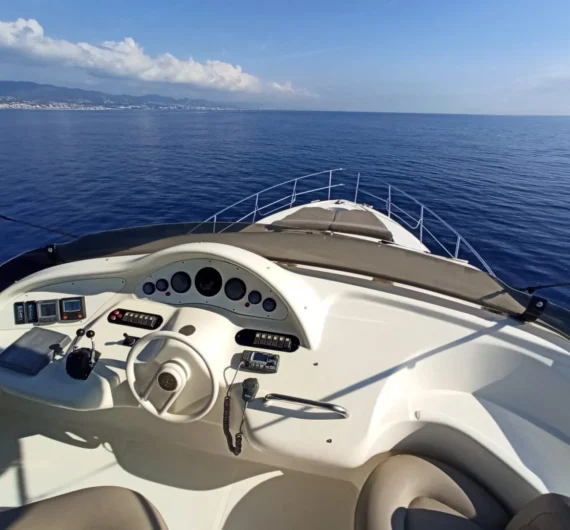 02-Azimut-46-FLY-&-DECKS (1)_11zon