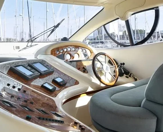 03-Azimut-46-INSIDE (5)_11zon