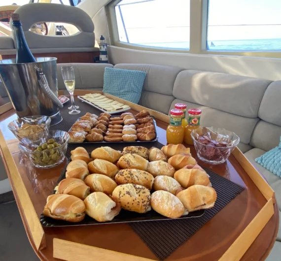 04-AZIMUT-46-CATERING- (4)_11zon