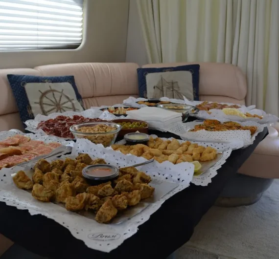 04-AZIMUT-46-CATERING (4)_11zon