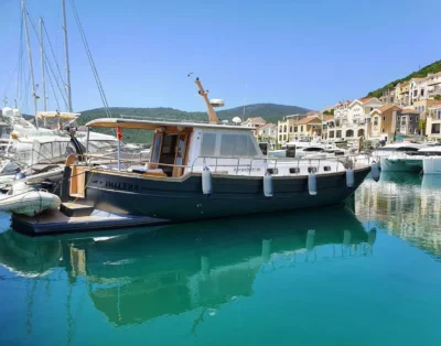 Menorquina 18M